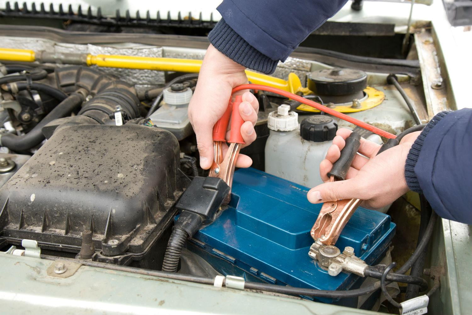Mobile jump start service for a dead car battery in Atlanta, GA
